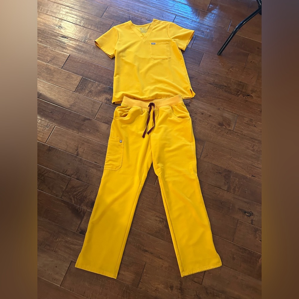 Figs Top and Pant set in Marigold Yellow size M